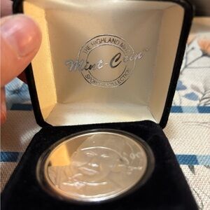 Highland Mint Silver MLB Coin Mark McGurie 62 home run coin